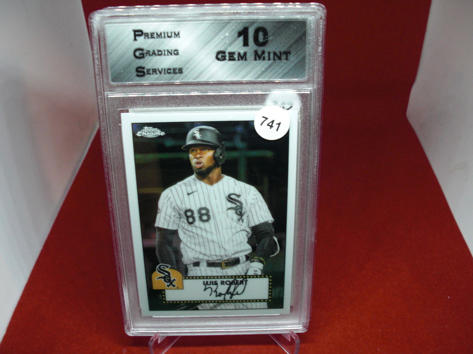 PGS gem 10 luis robert topps chrome 1952 (1 of 1)