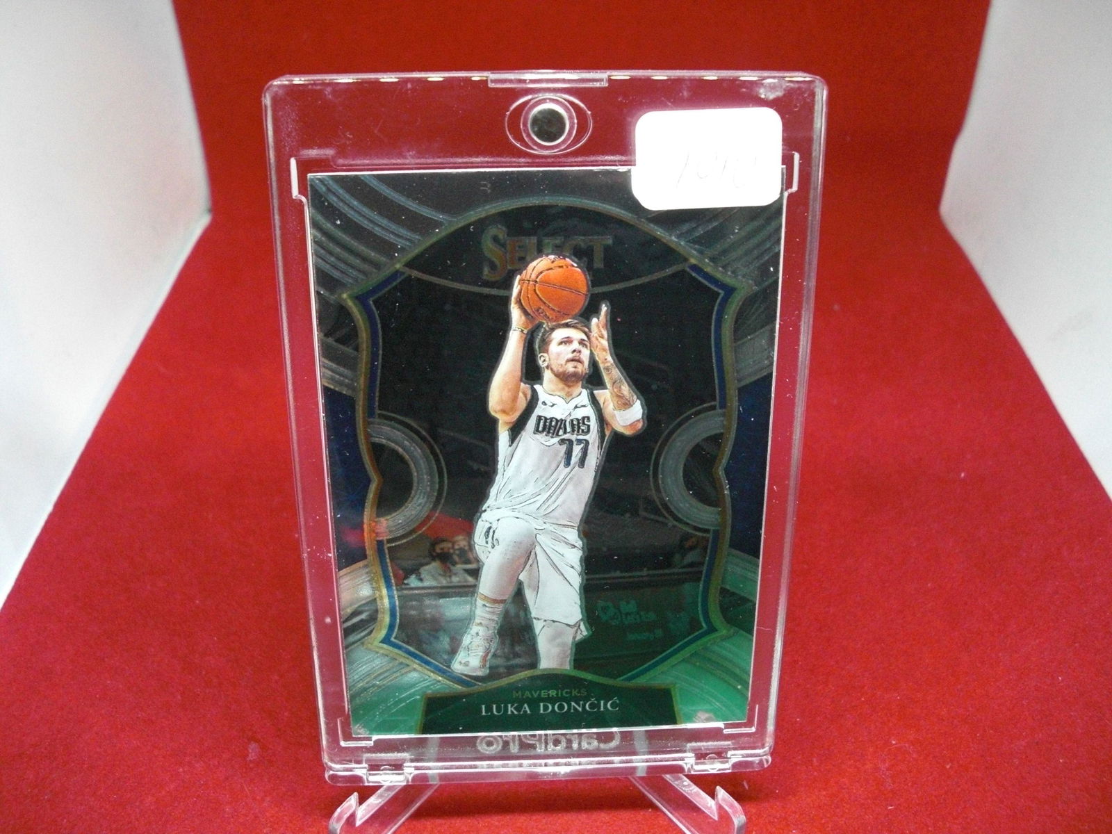 luka doncic select concourse (1 of 1)