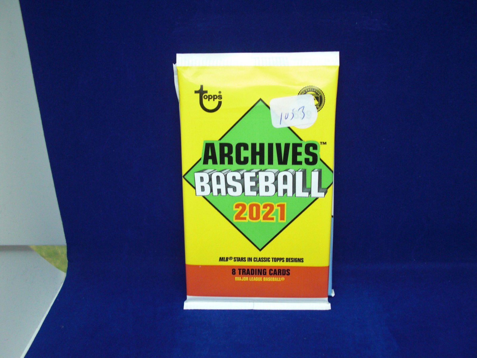 2021 topps archives sealed pack (1 of 1)
