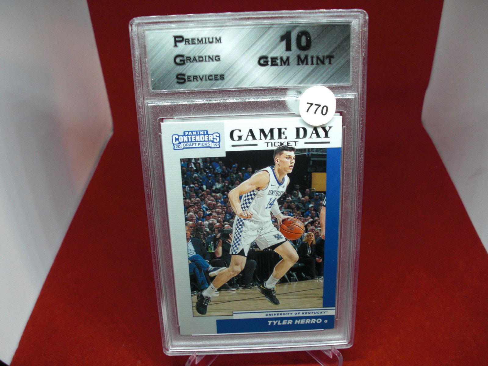 pgs graded tyler herro mint 10: nice graded card