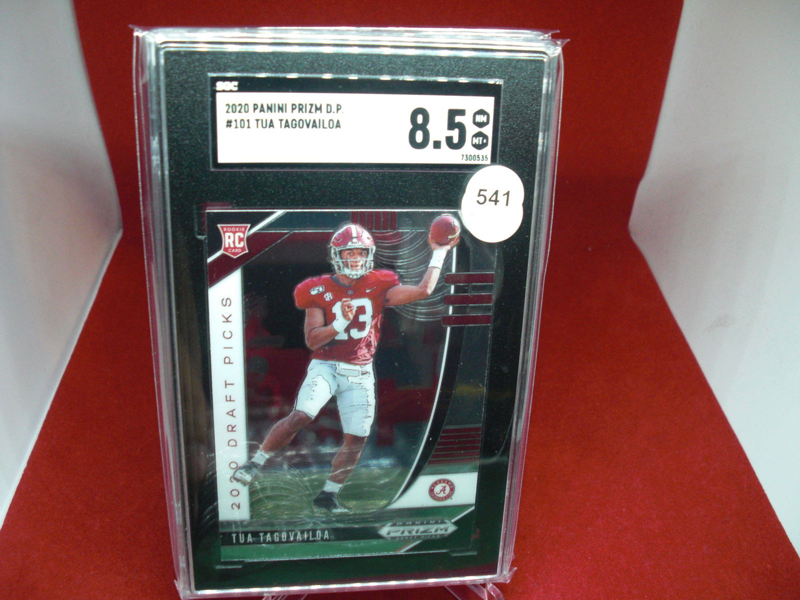 sgc graded tua tagovailoa rookie mint 8.5 (1 of 1)