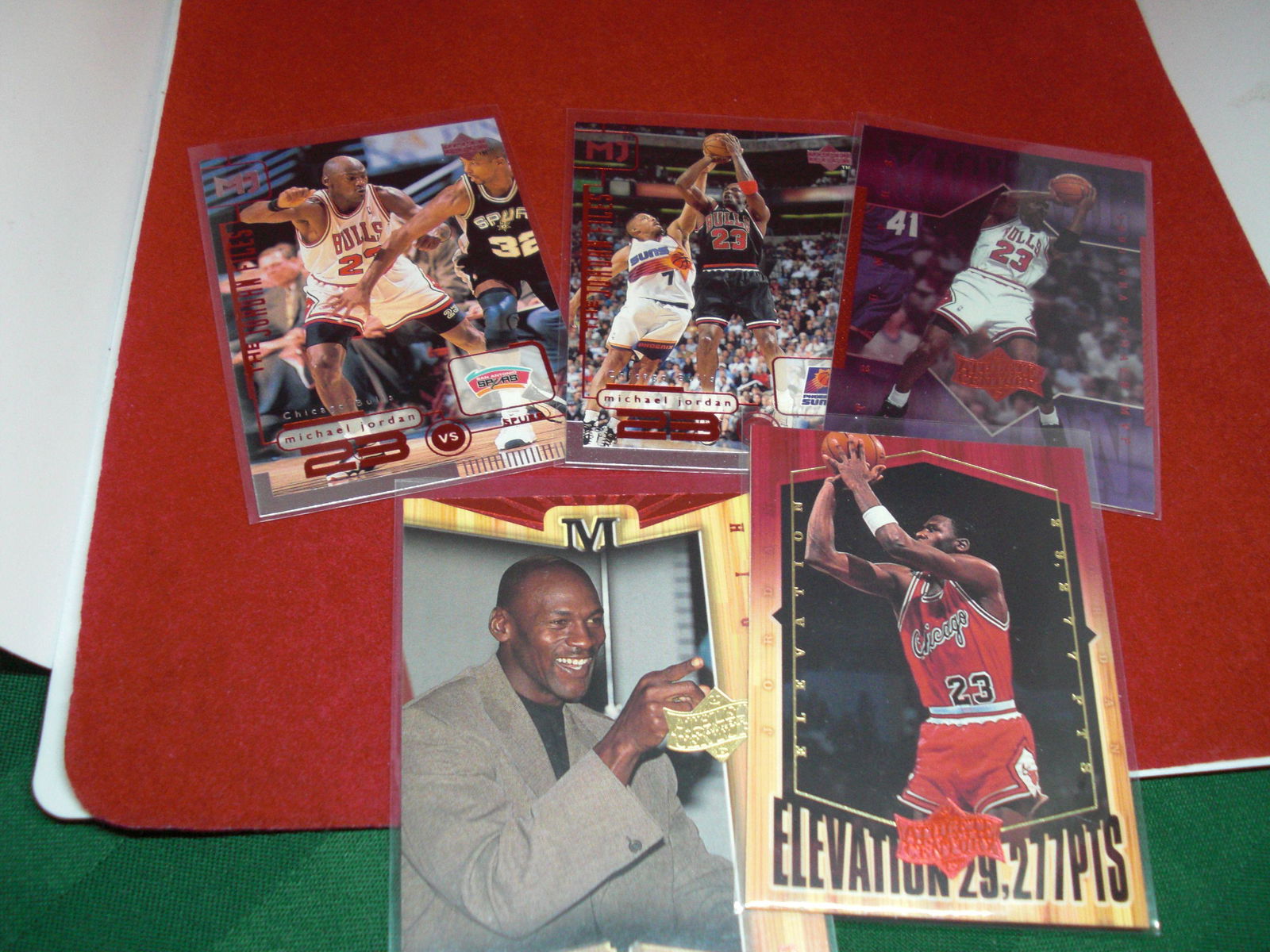 lot of 5 michael jordan cards (1 of 1)