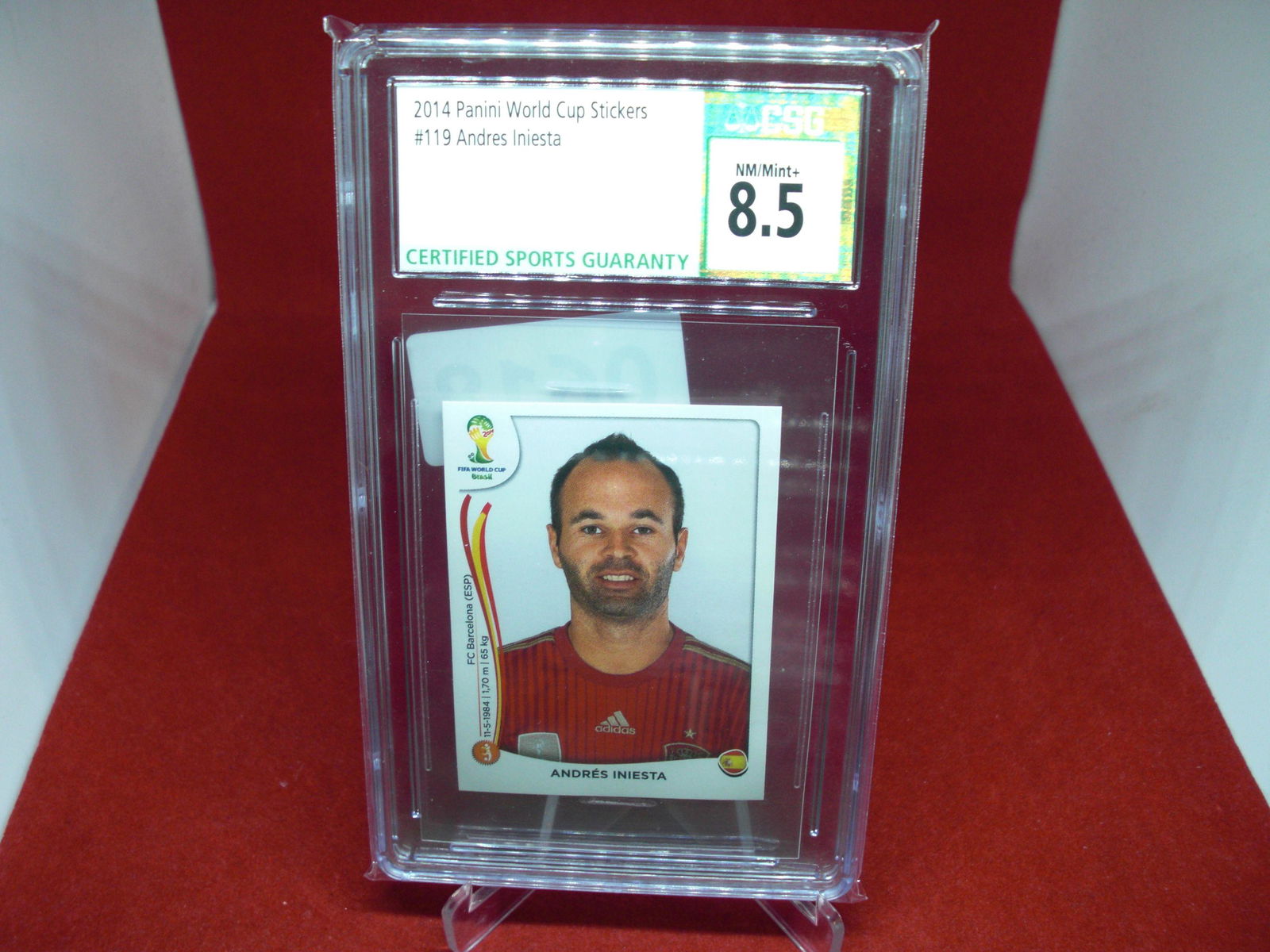 csg graded 2014 andres iniesta mint 8.5 (1 of 1)