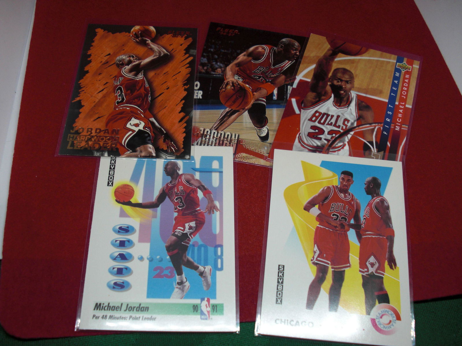 lot of 5 michael jordan cards (1 of 1)