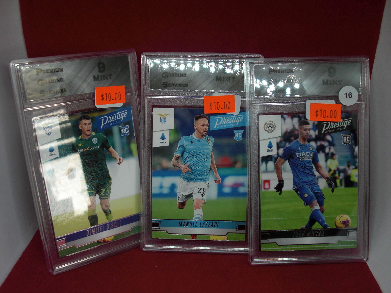lot of 3 pgs 9 soccer cards (1 of 1)