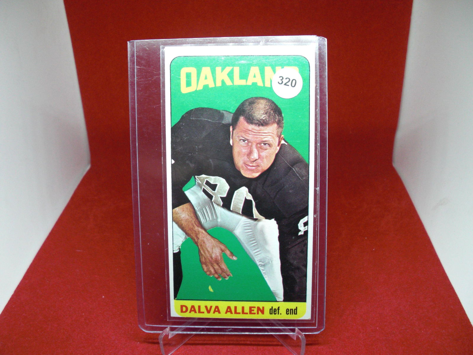 high grade 1965 topps football dalva allen (1 of 1)