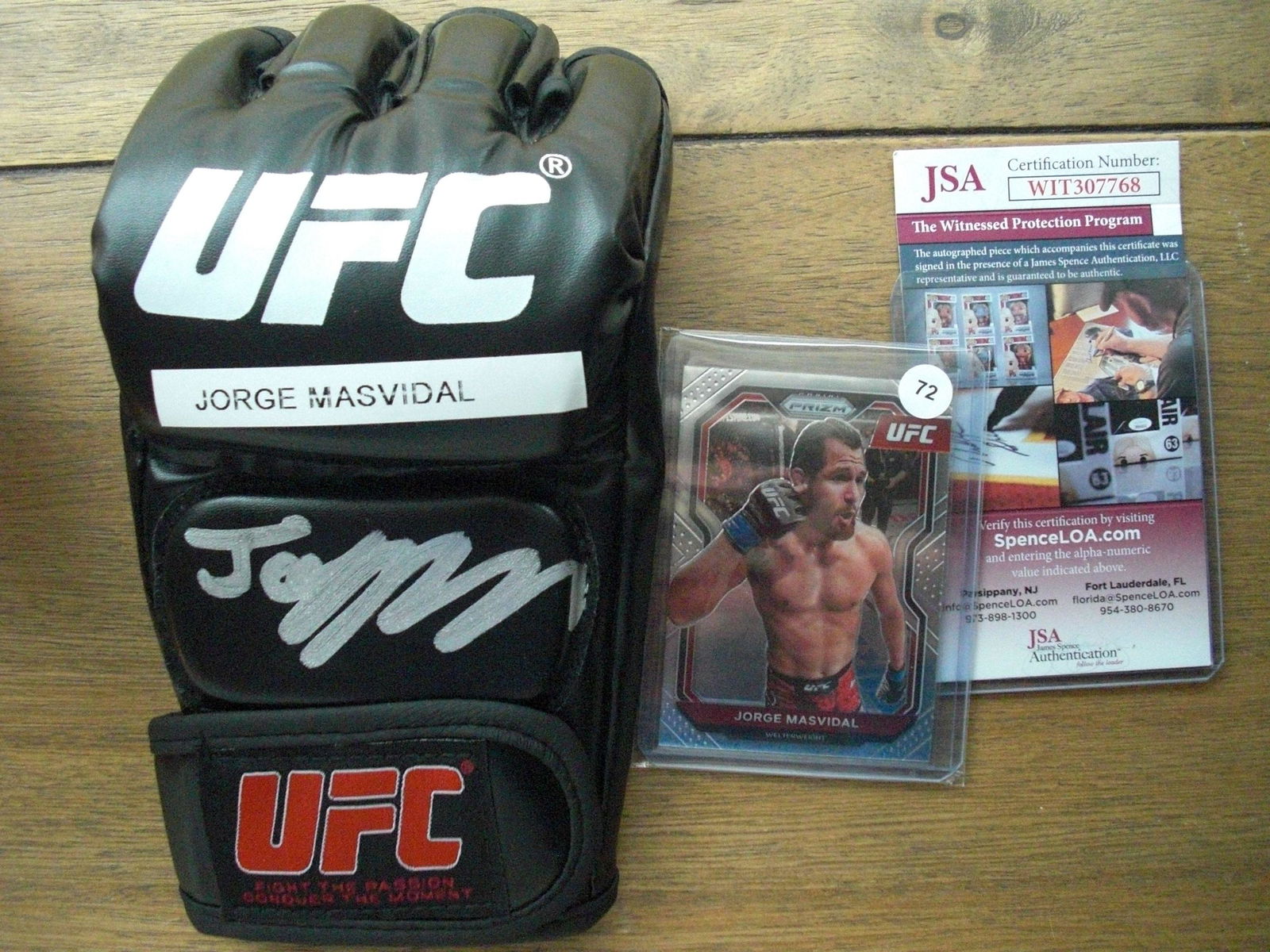 jorge masvidal signed UFC glove with jsa cert (1 of 1)