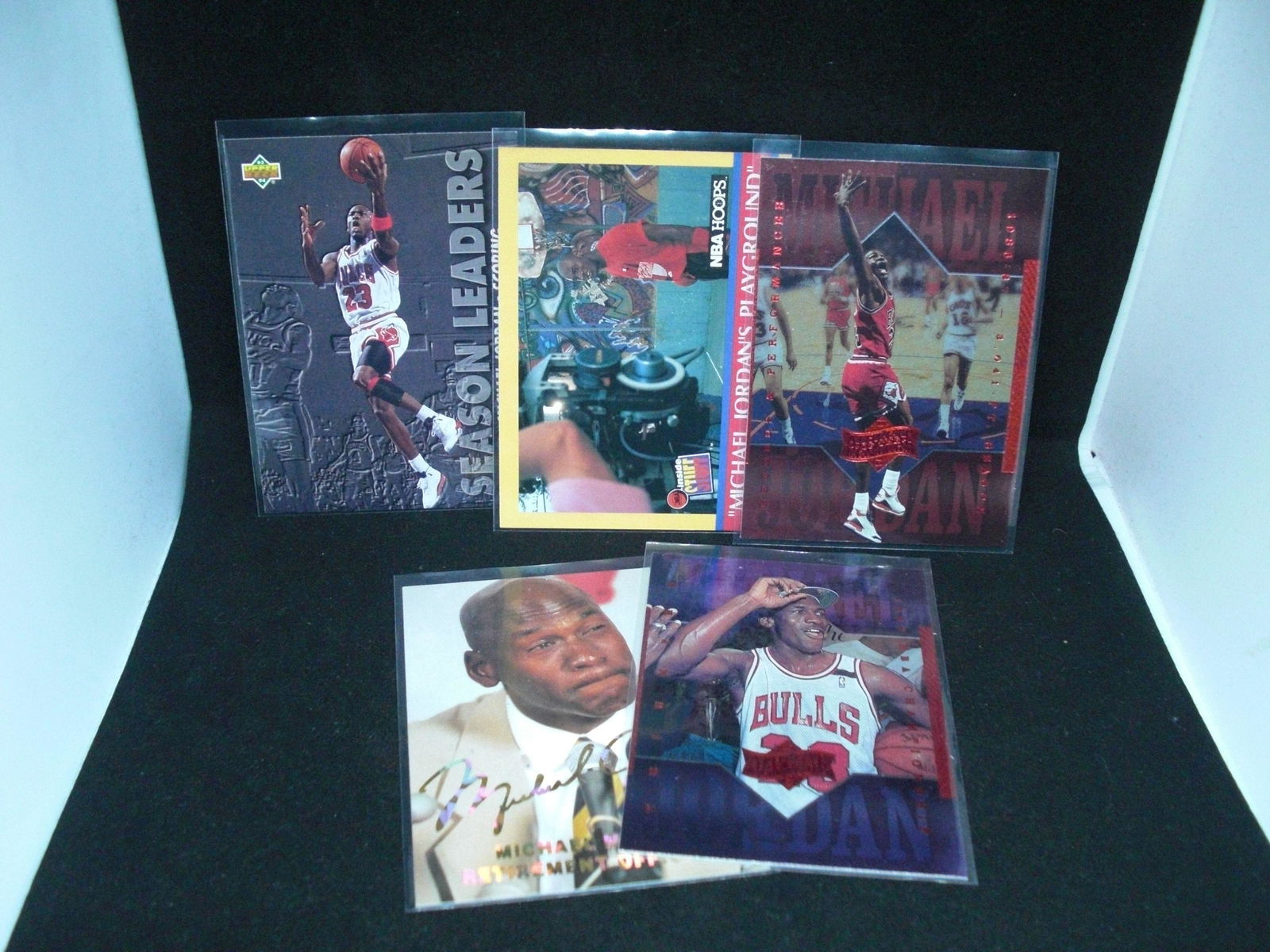 lot of 5 assorted michael jordan basketball cards (1 of 1)