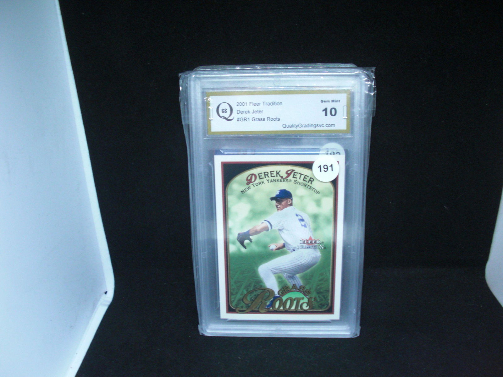 QGS graded 10 derek jeter grass roots (1 of 1)
