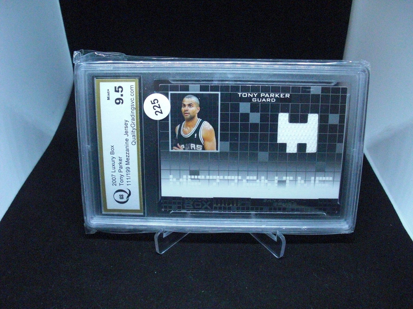 qgs 9.5 tony parker jersey card: qgs 9.5 tony parker jersey card