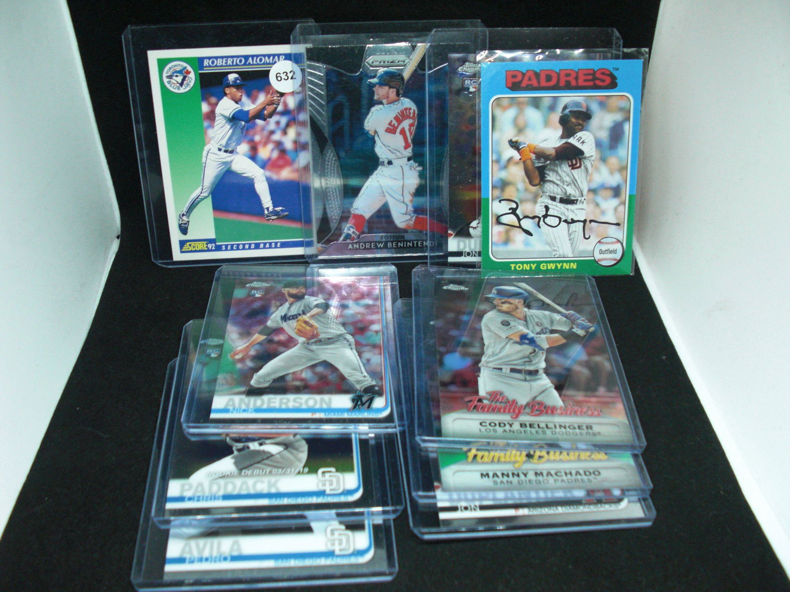 Lot of 10 baseball cards with Roberto alomar (1 of 1)