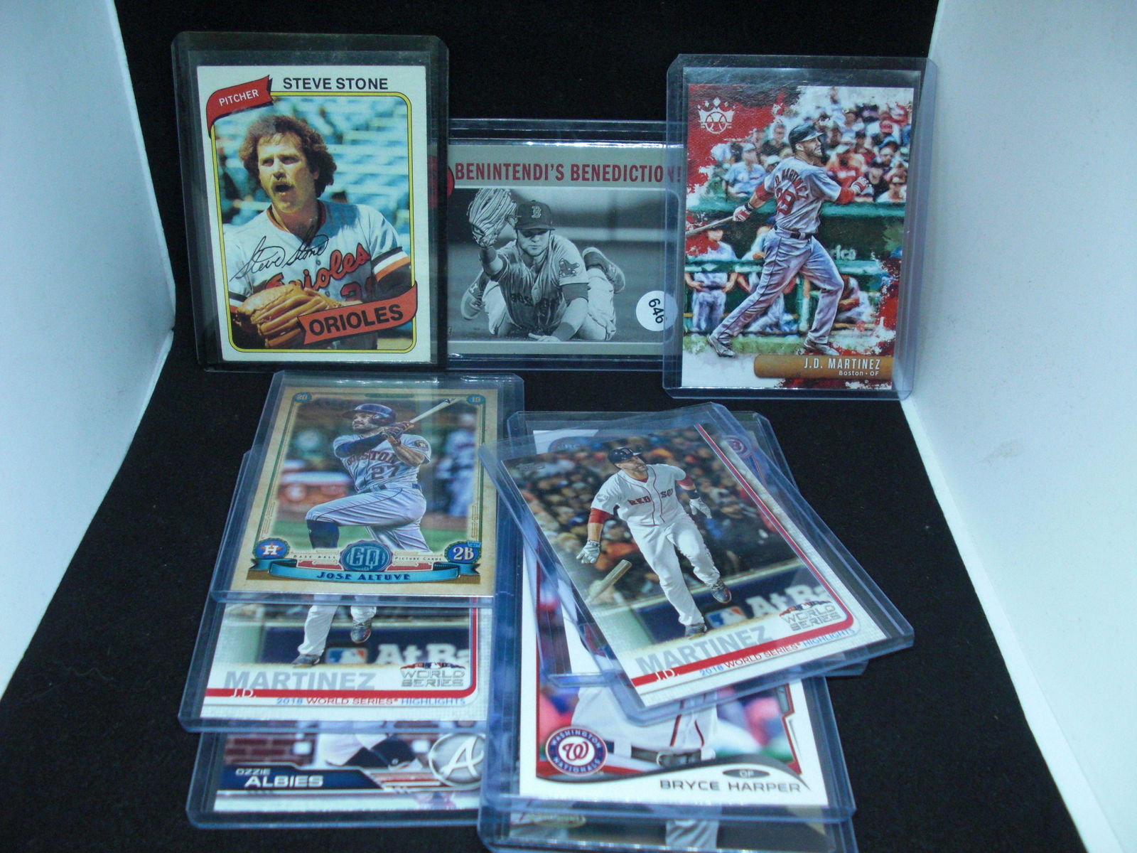 Lot of 10 baseball cards with Jose Altuve (1 of 1)