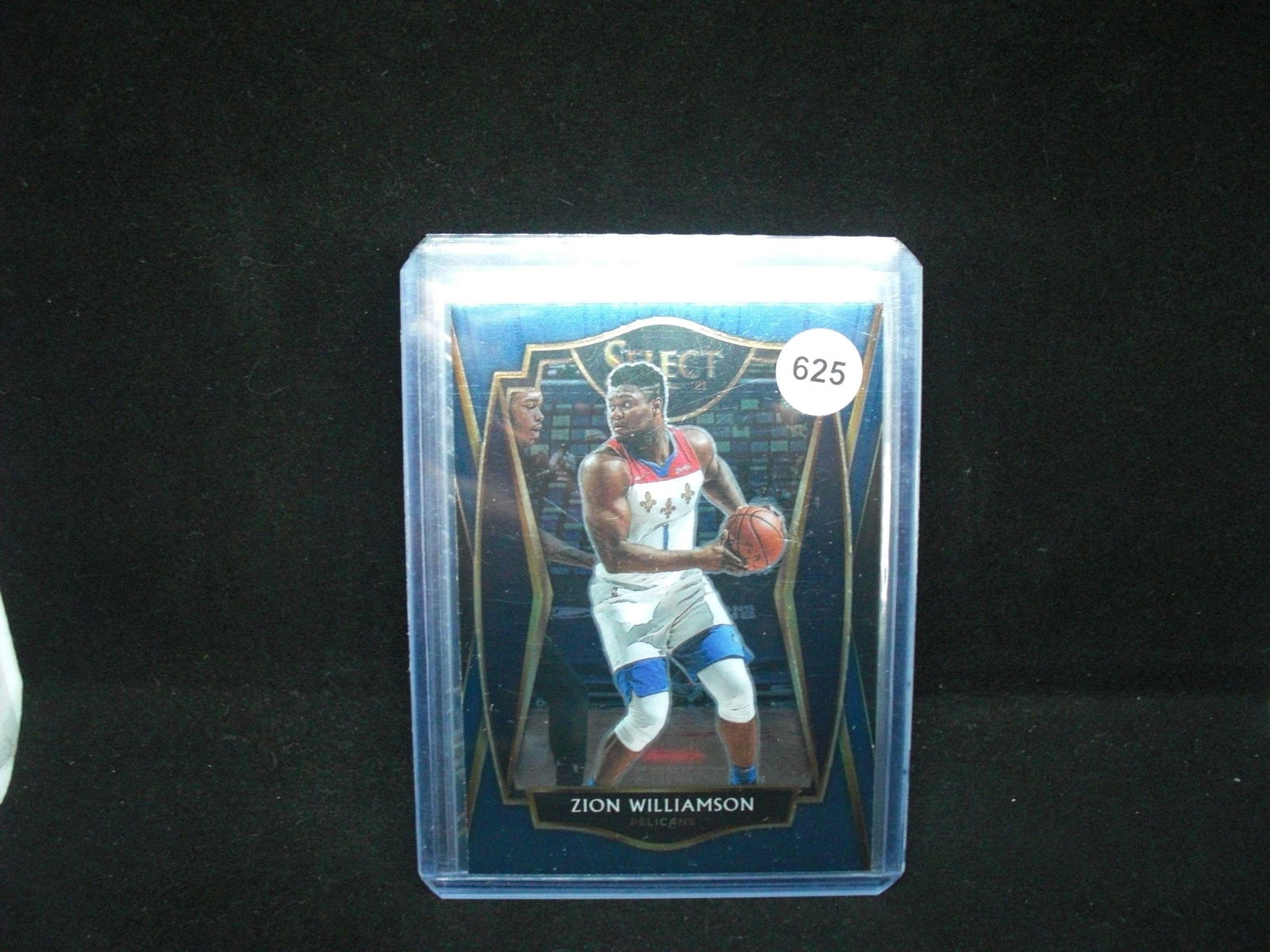 zion williamson blue retail select (1 of 1)