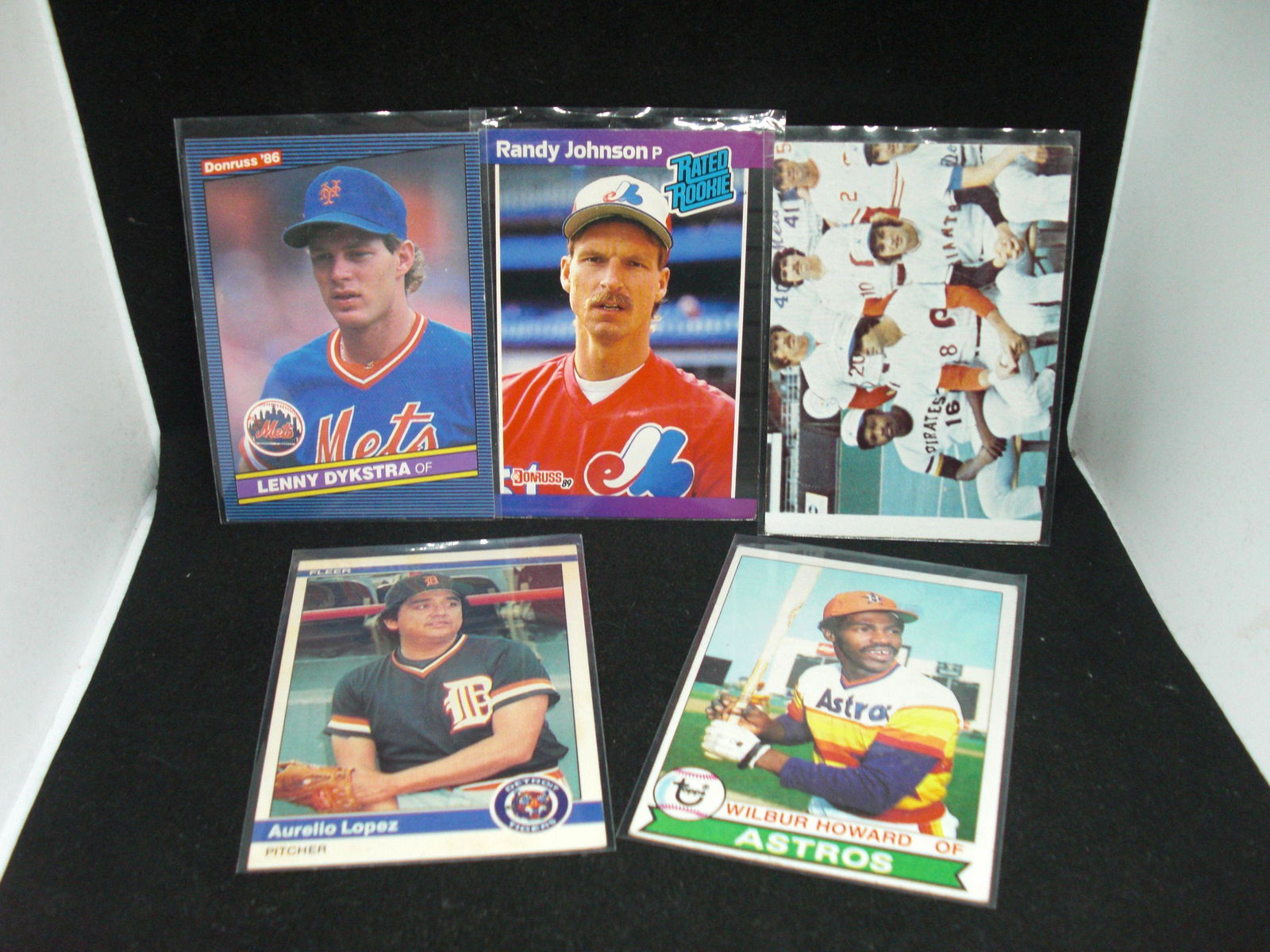 lot of 5 assorted baseball cards (1 of 1)