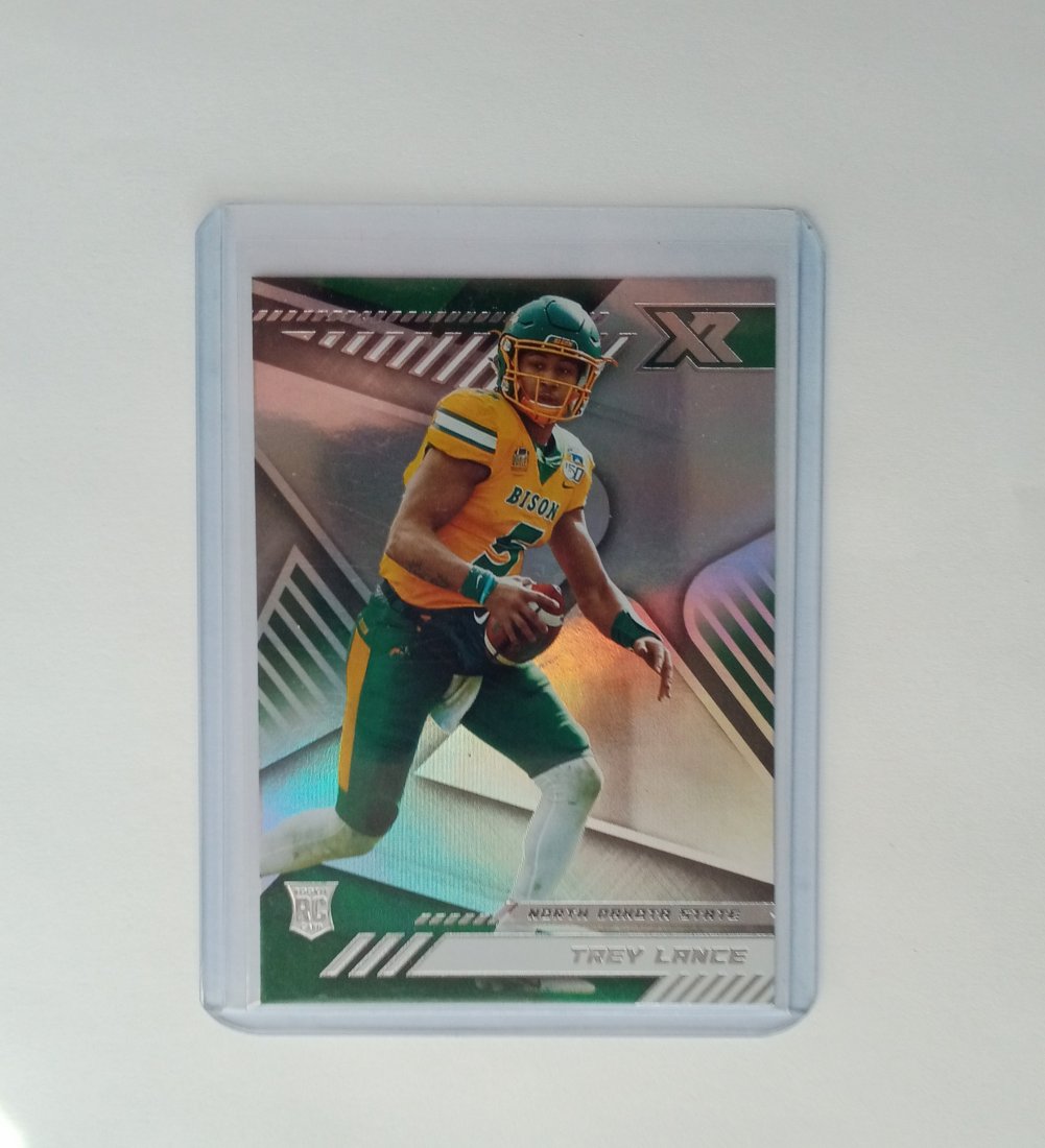 Trey Lance 49ers Xr rookie card: Trey Lance 49ers Xr rookie card
