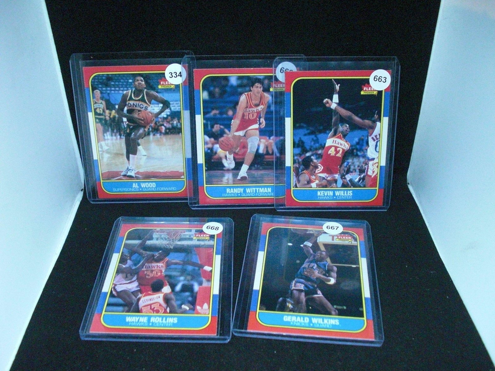 Five 1986 fleer basketball cards near mint (1 of 1)