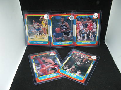 Five 1986 fleer basketball cards near mint: Cliff Robinson Alvin Robertson Robert Reed Ricky Pierce Jim paxson