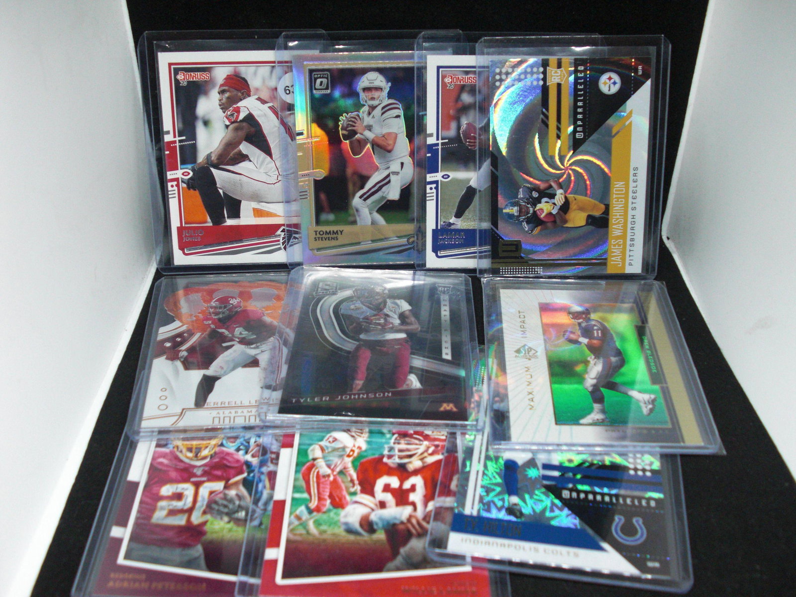 Lot of 10 football cards: Julio Jones donruss