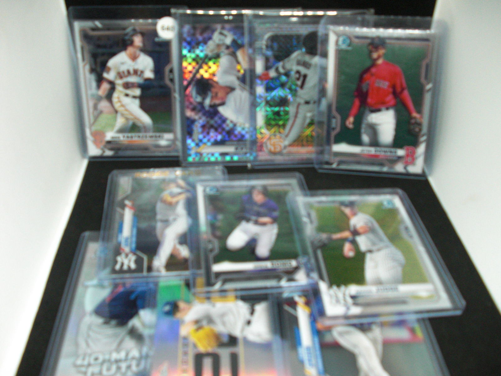 Lot of 10 baseball cards (1 of 1)