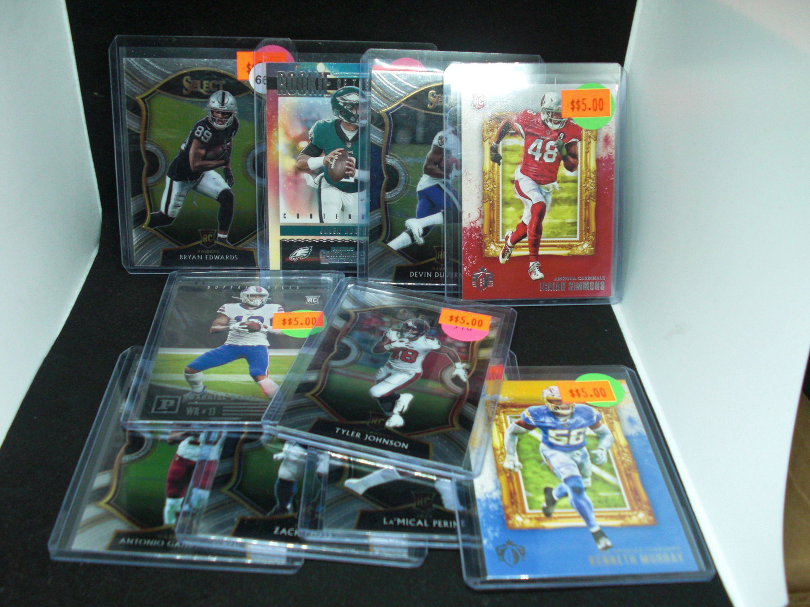 Lot of 10 football cards (1 of 1)
