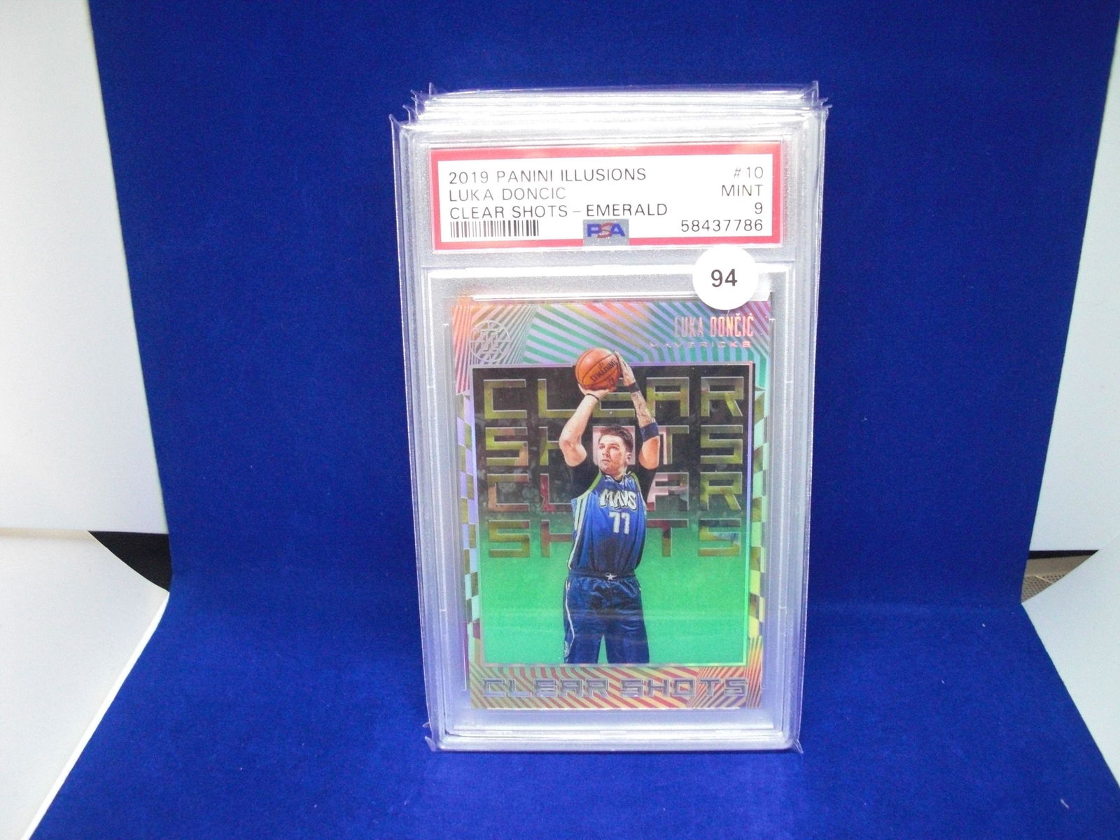 psa 9 luka doncic clear shots (1 of 1)