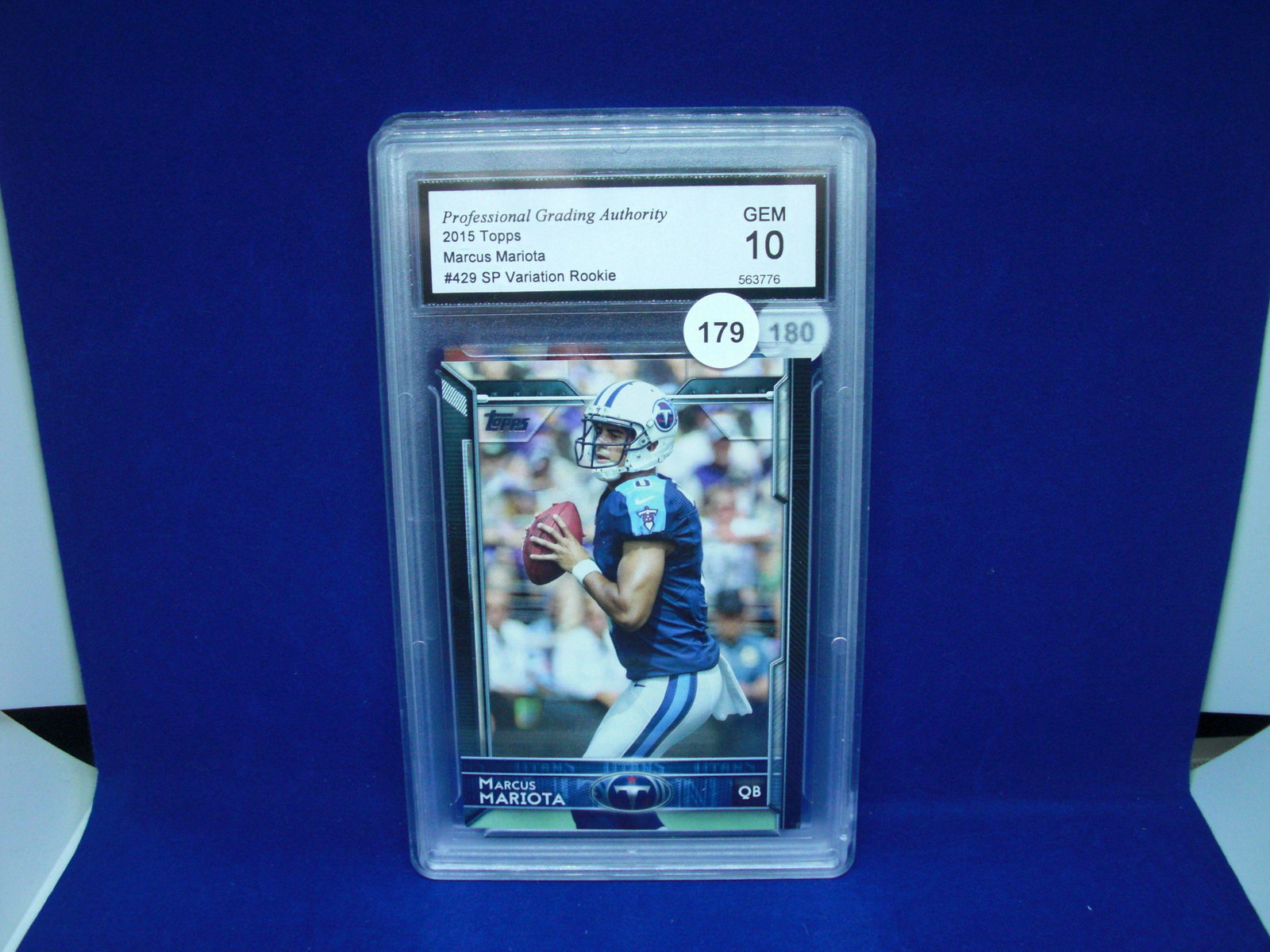 pga gem 10 marcus mariota rookie: graded sports card