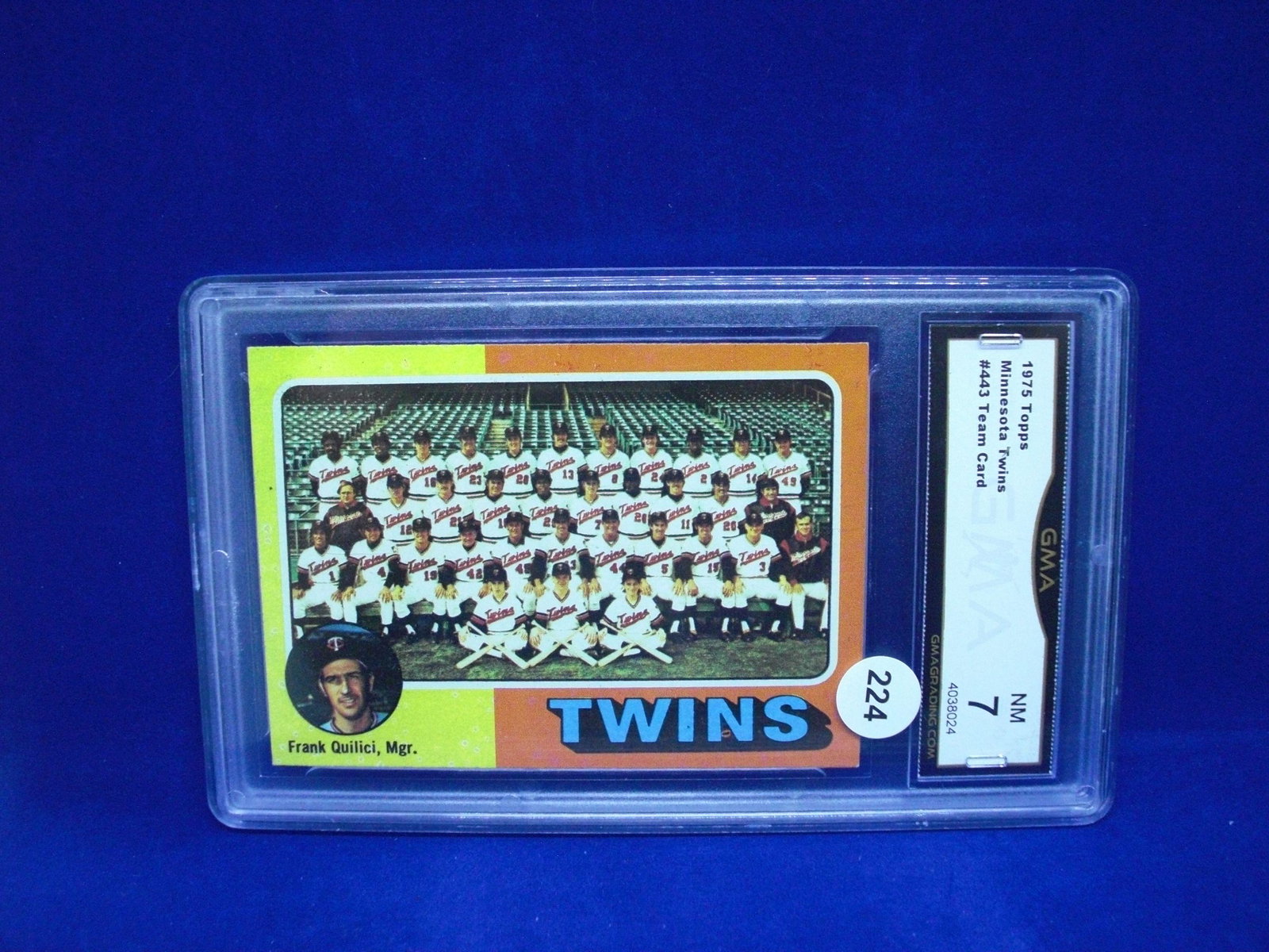GMA 7 1975 twins team card: graded sports card