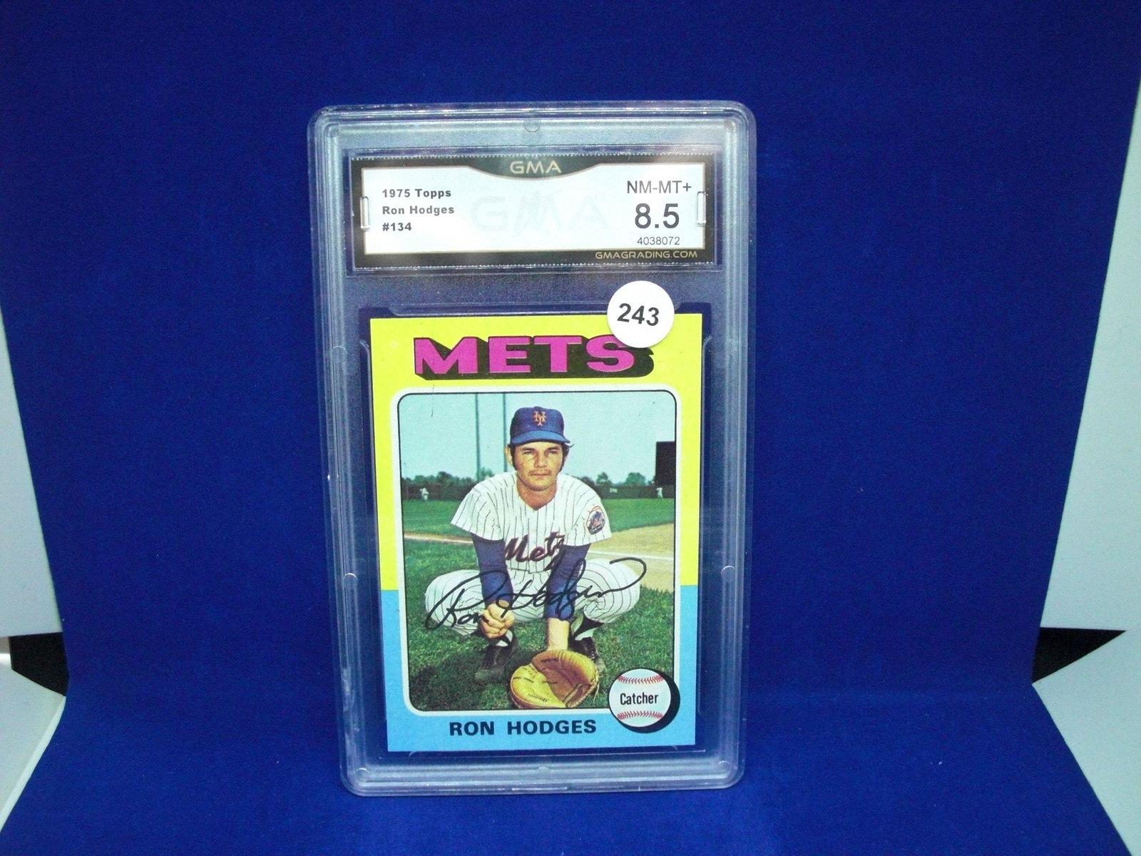 GMA 8.5 ron hodges 1975 topps: graded sports card