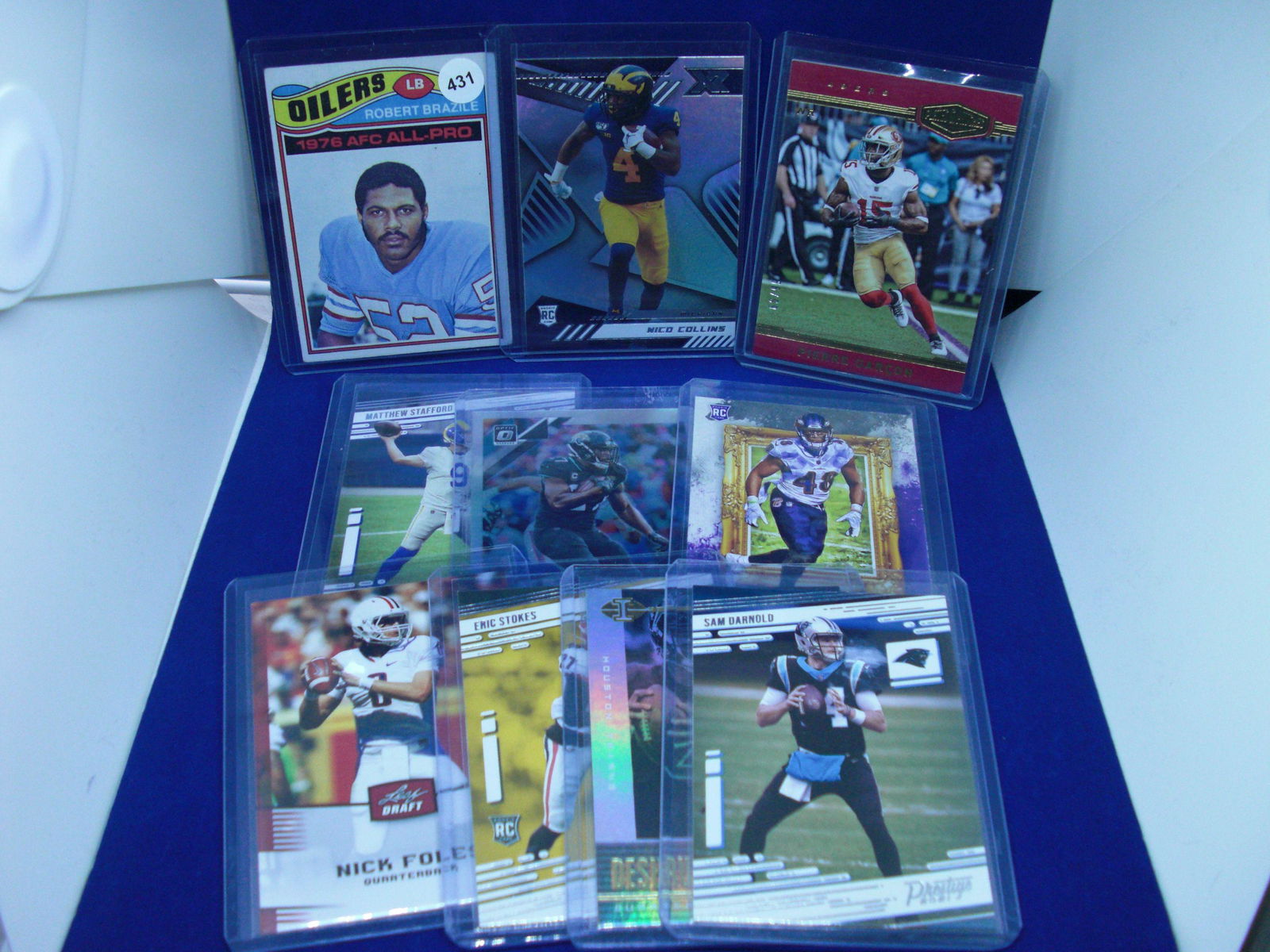 lot of 10 assorted football cards (1 of 1)