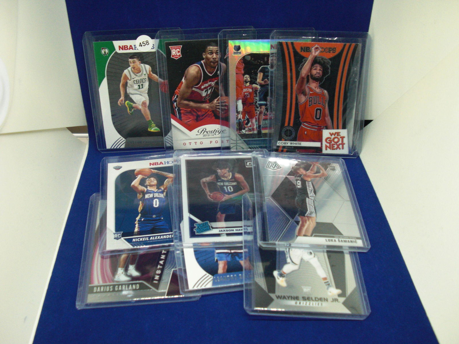 lot of 10 assorted basketball cards (1 of 1)