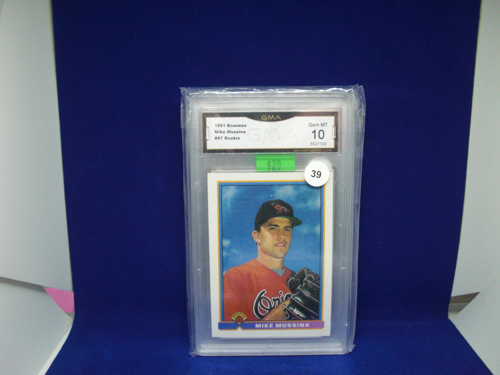 GMA 10 Mike Mussina rookie card (1 of 1)
