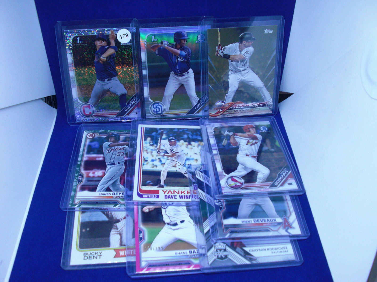 Lot of 10 baseball cards (1 of 1)