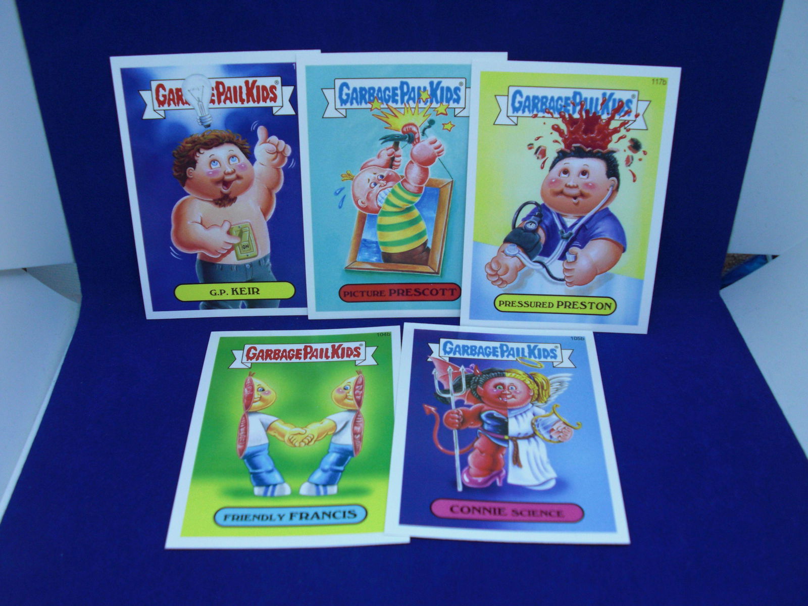 lot of 5 assorted garbage pail kids cards: lot of 5 assorted garbage pail kids cards