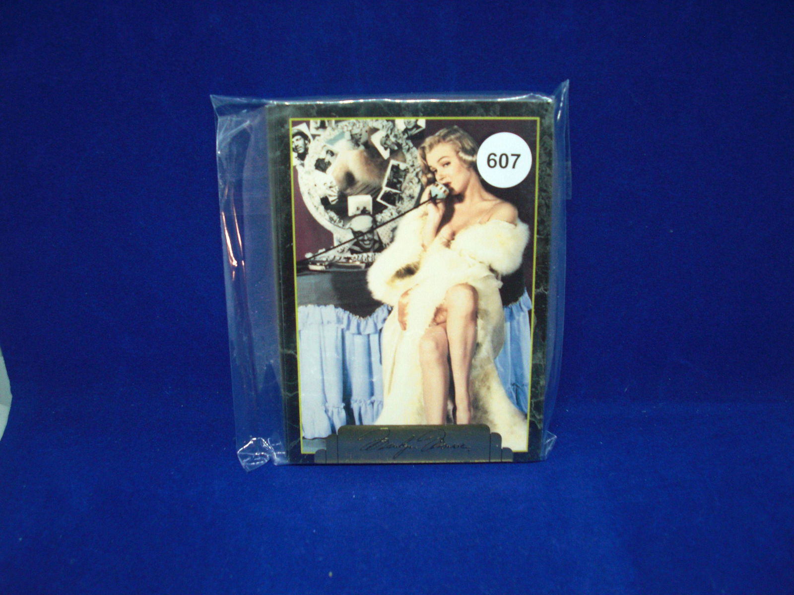 lot of 15 marilyn monroe cards (1 of 1)