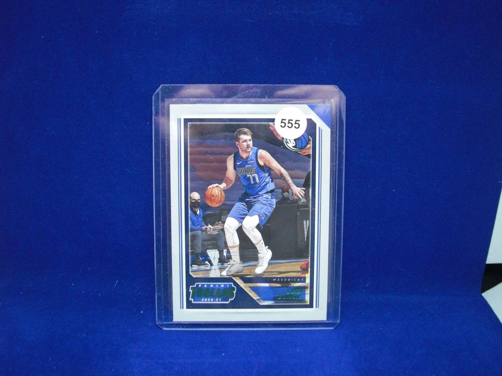 luka doncic panini threads green foil (1 of 1)