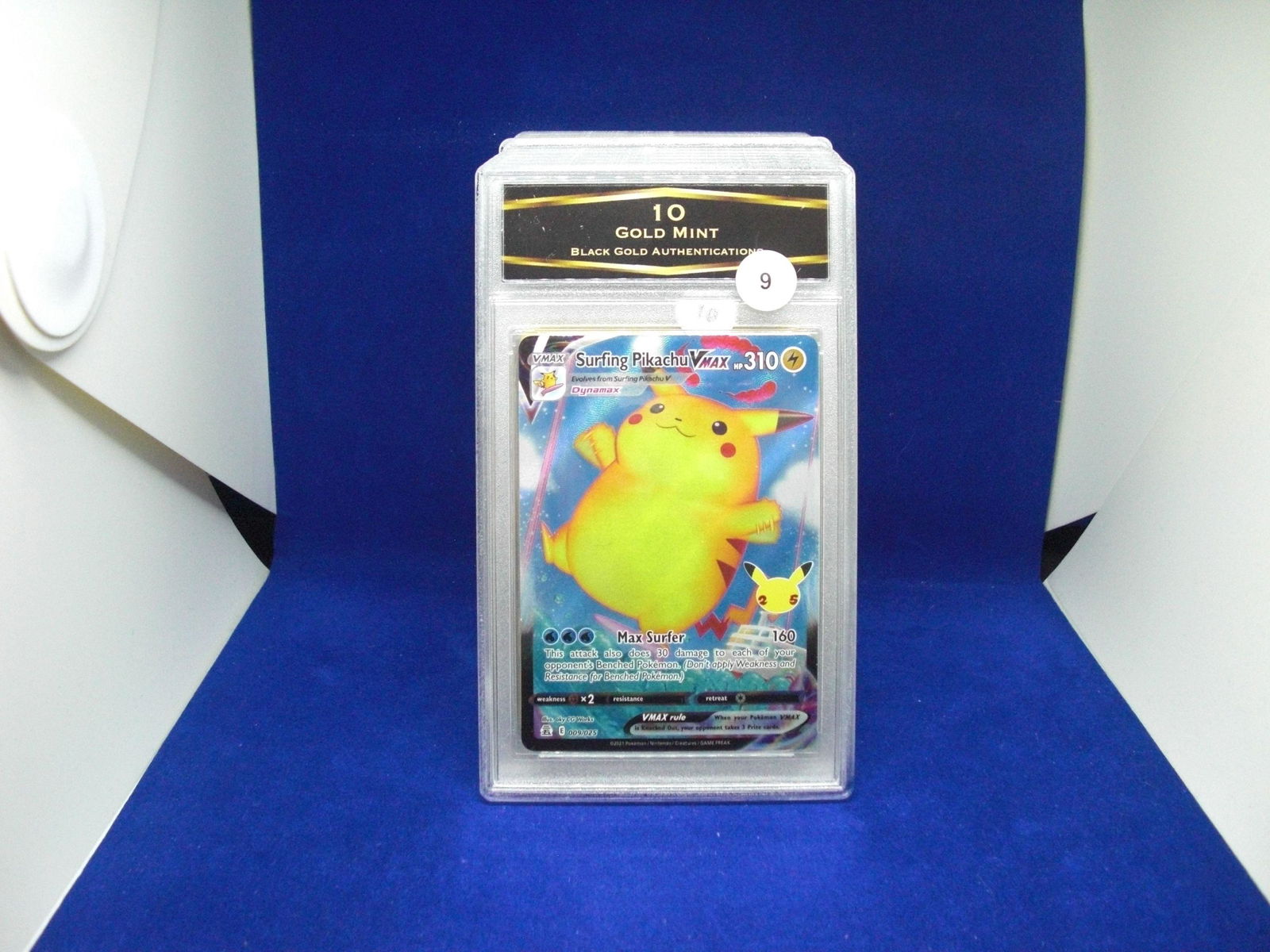 BGA 10 gold mint Surfing Pikachu vmax (1 of 1)