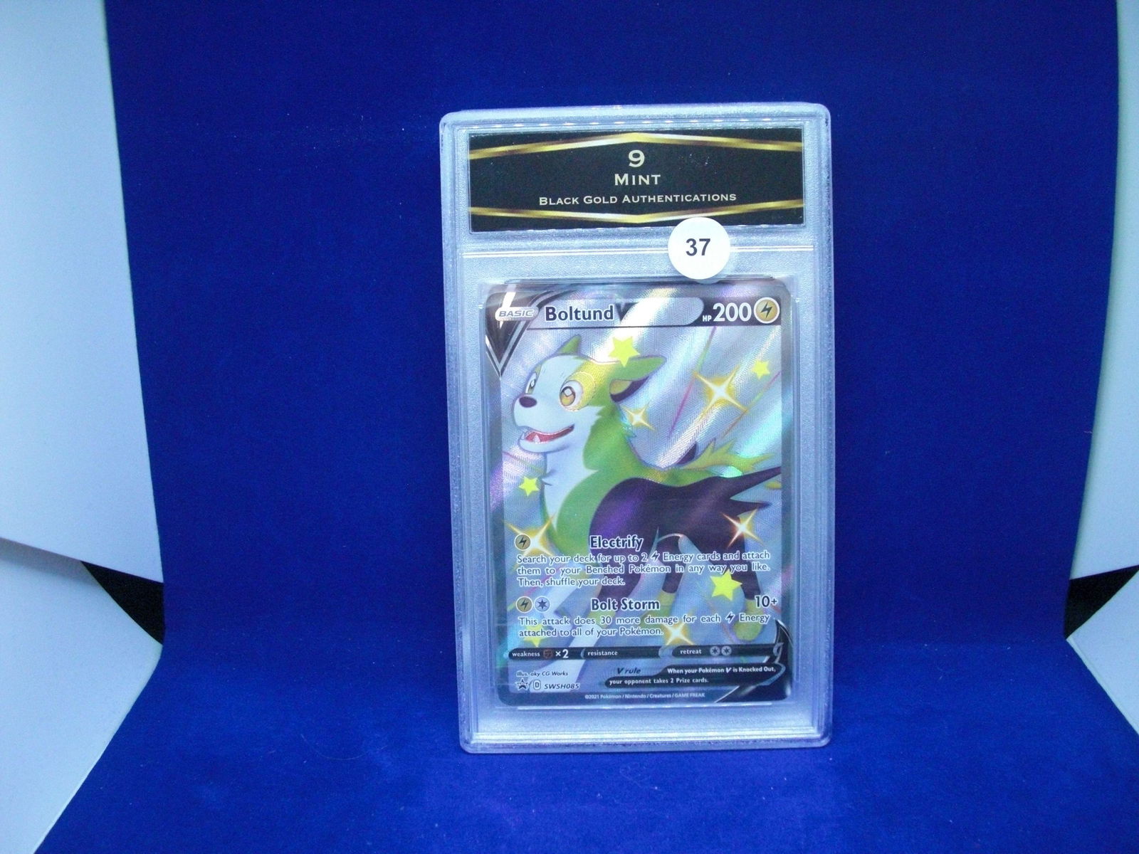 BGA 9 mint boltund v pokemon (1 of 1)