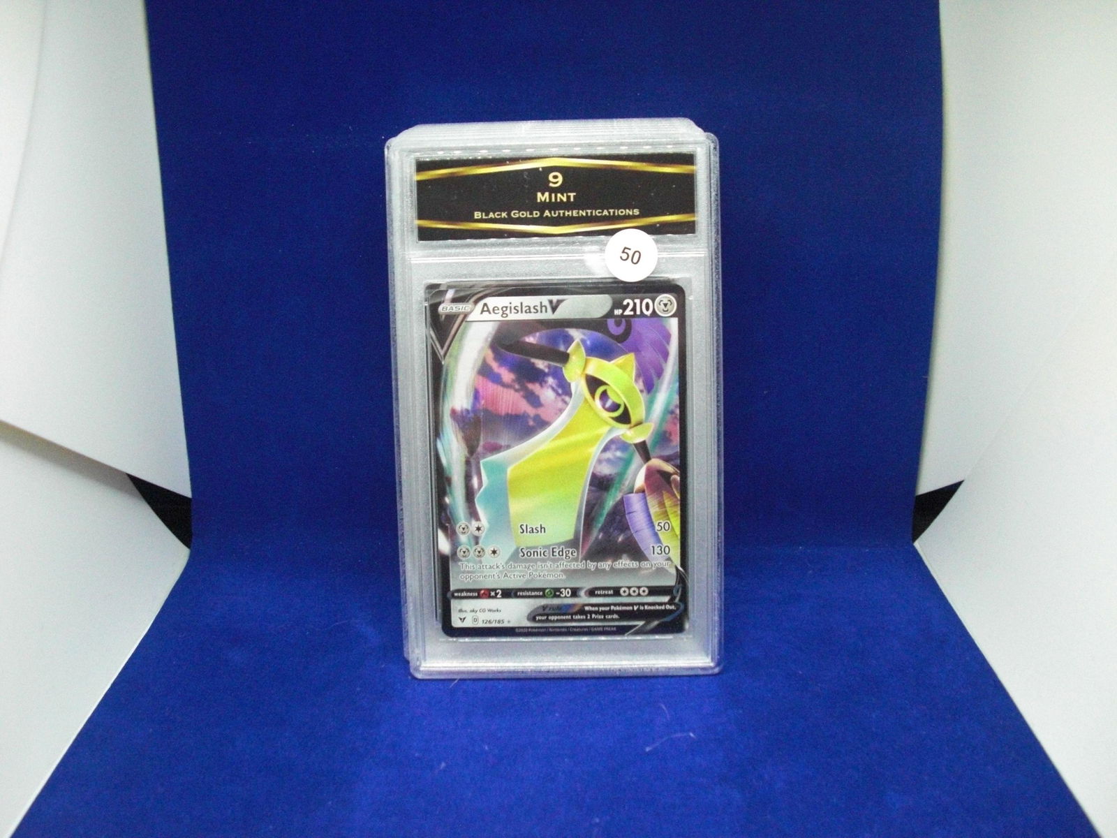 BGA 9 mint aegislash v pokemon (1 of 1)