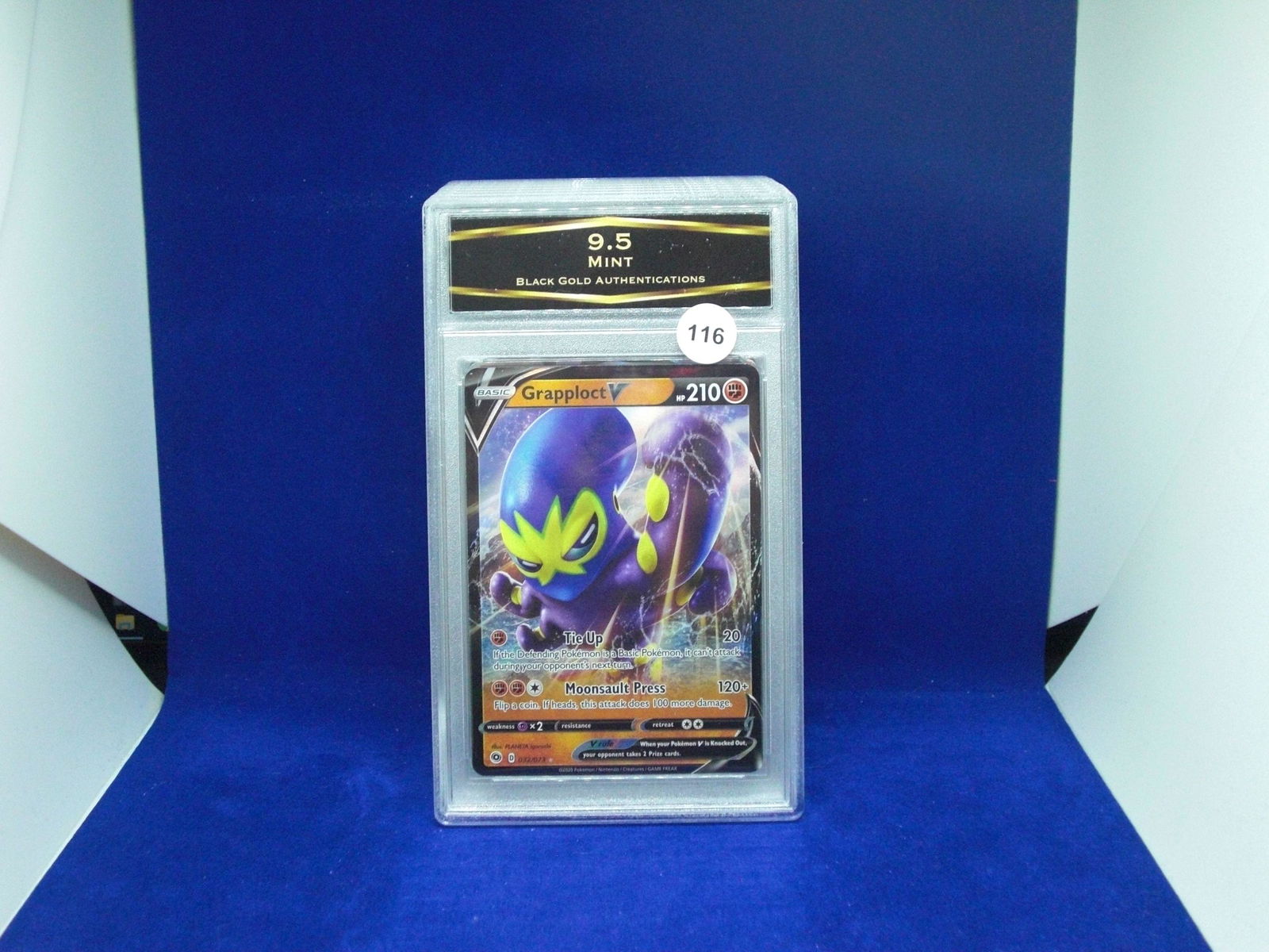 bga 9.5 mint grappleloct v pokemon (1 of 1)