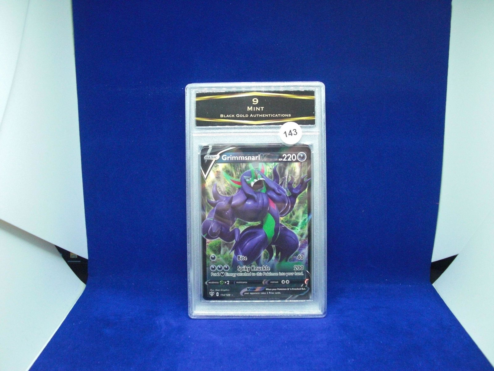 BGA 9 mint grimsnarl v pokemon card (1 of 1)