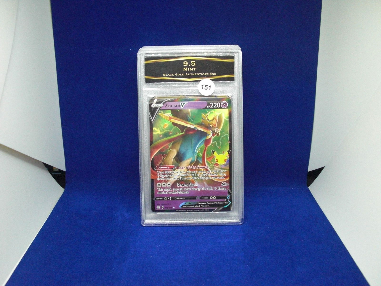 BGA 9.5 mint zacian v pokemon card (1 of 1)