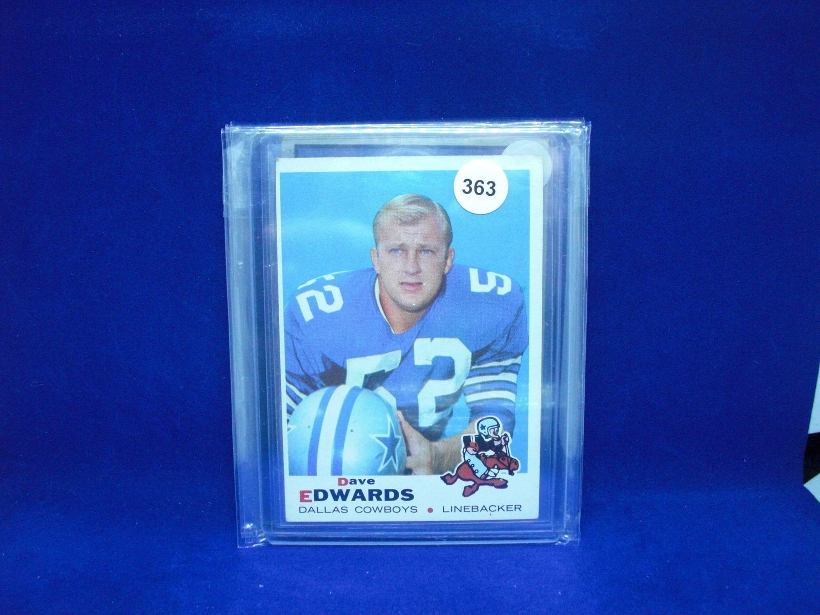 1969 Topps football Dave Edwards (1 of 1)