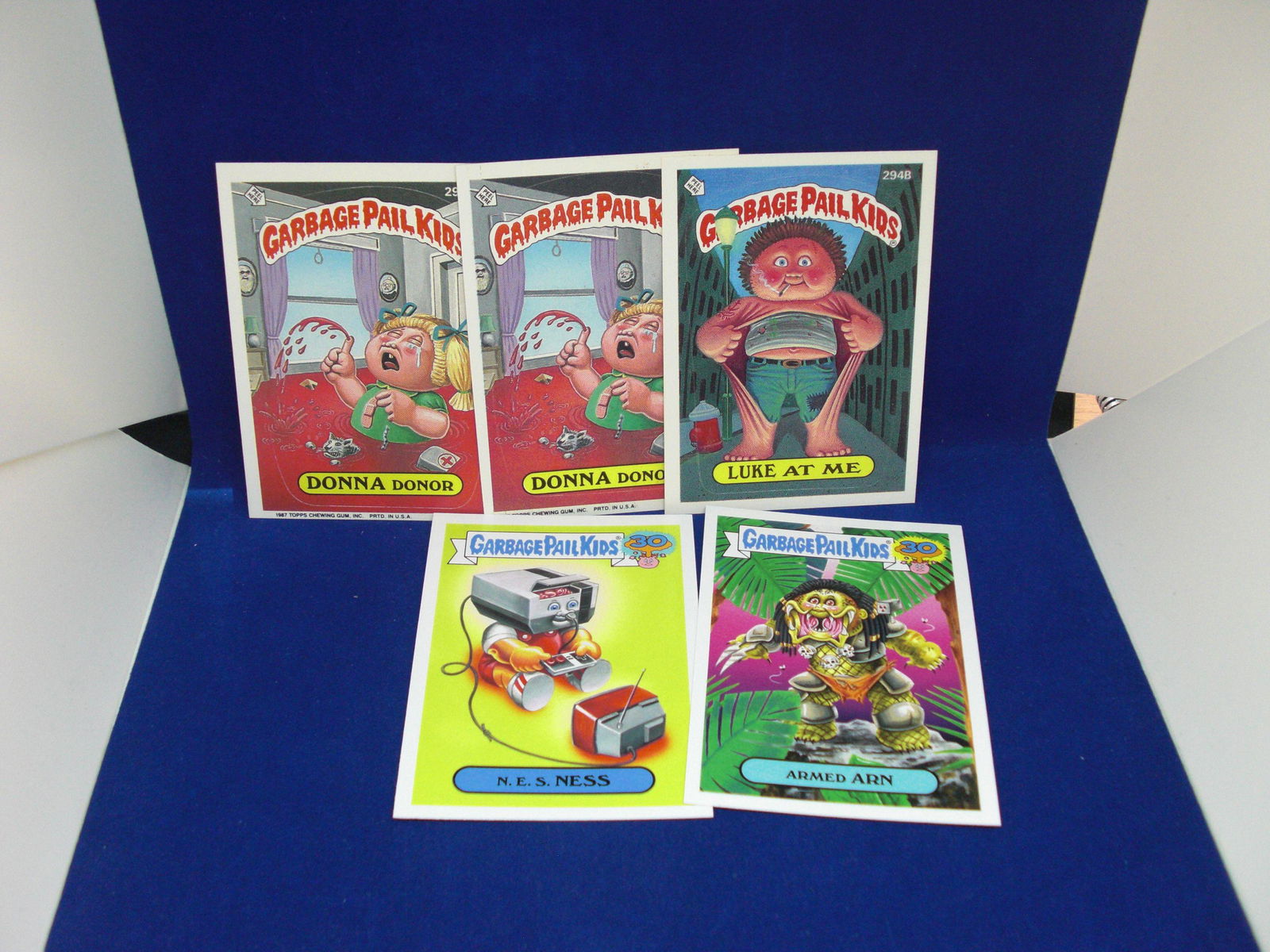 lot of 5 assorted garbage pail kids cards: lot of 5 assorted garbage pail kids cards