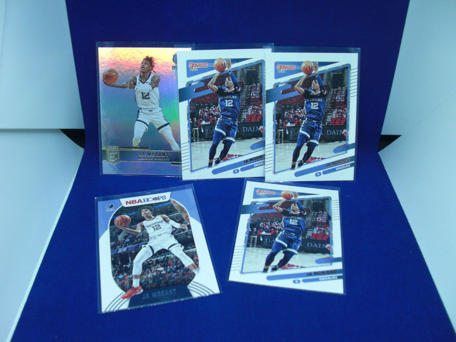 LOT OF 5 JA MORANT CARDS (1 of 1)