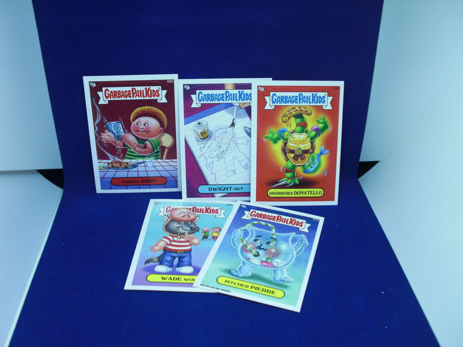 lot of 5 assorted garbage pail kids cards: lot of 5 assorted garbage pail kids cards