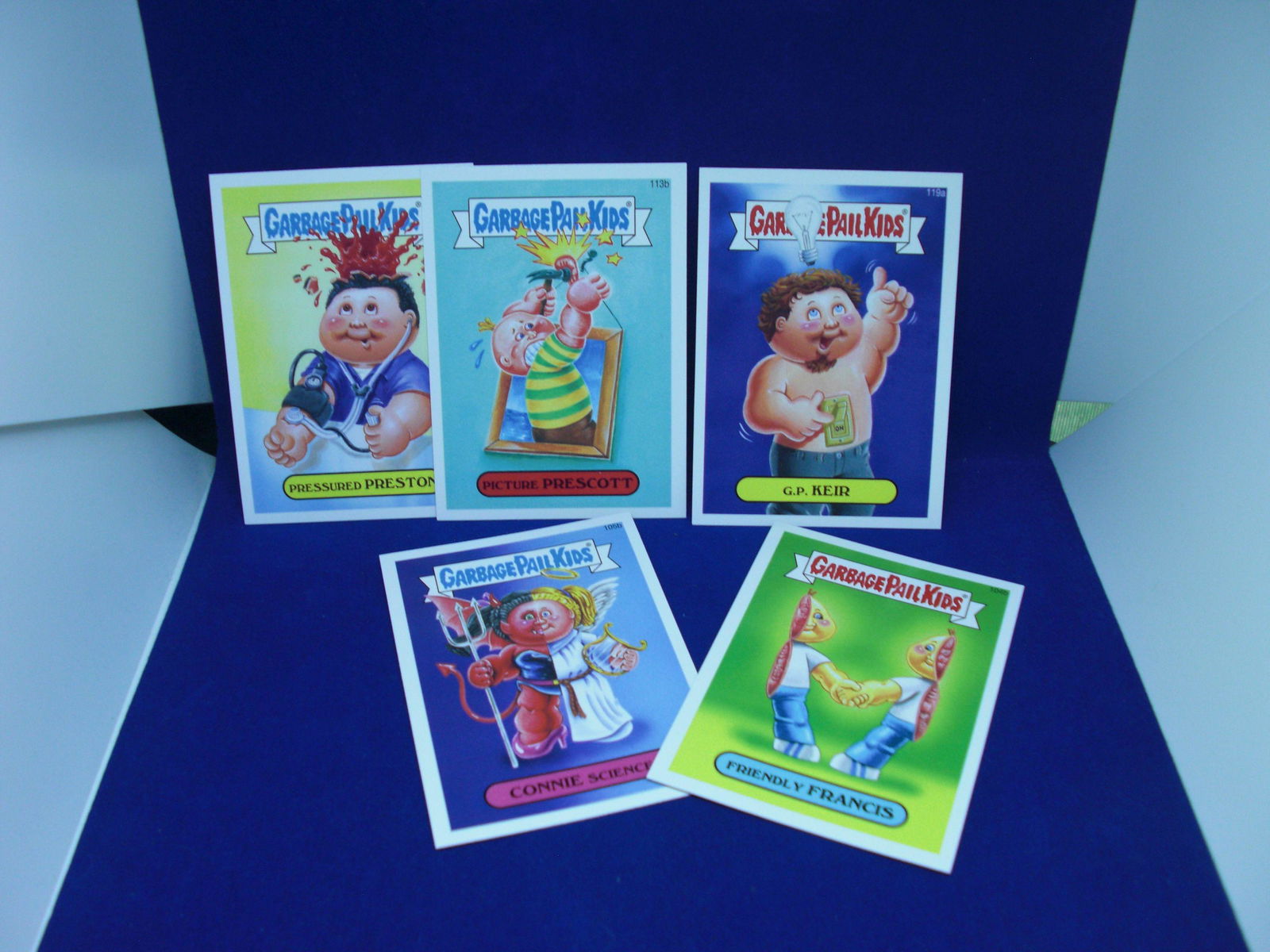 lot of 5 assorted garbage pail kids cards (1 of 1)