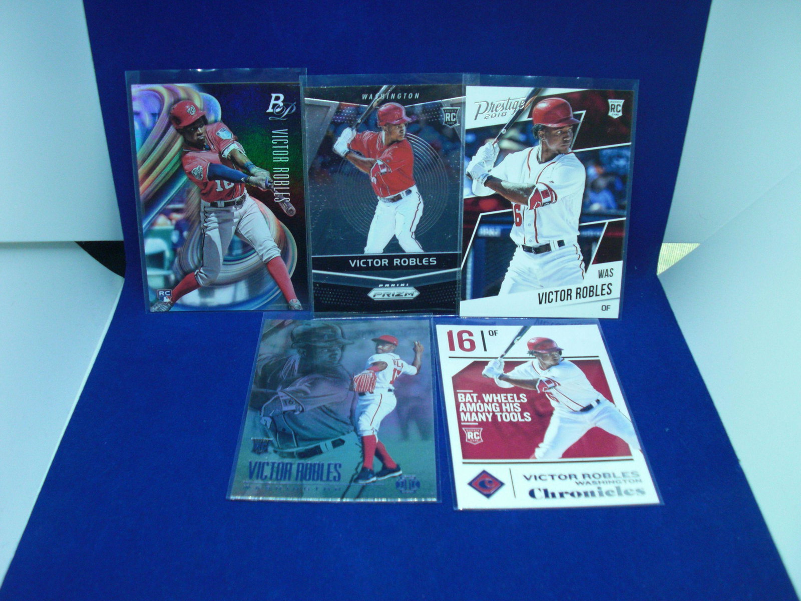 lot of 5 victor robles cards with rcs: lot of 5 victor robles cards with rcs
