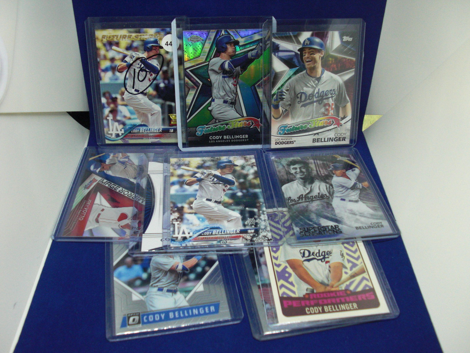 lot of 10 cody bellinger crds: lot of 10 cody bellinger crds