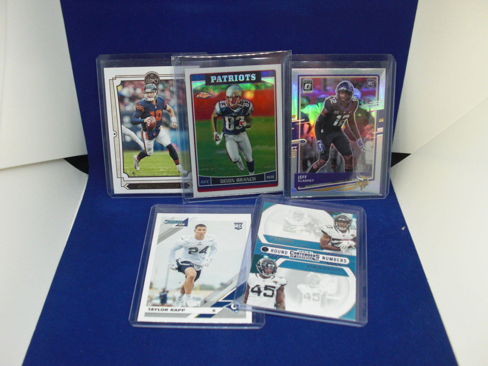 lot of 5 top loaded football cards with jeff gladney silver: lot of 5 top loaded football cards with jeff gladney silver