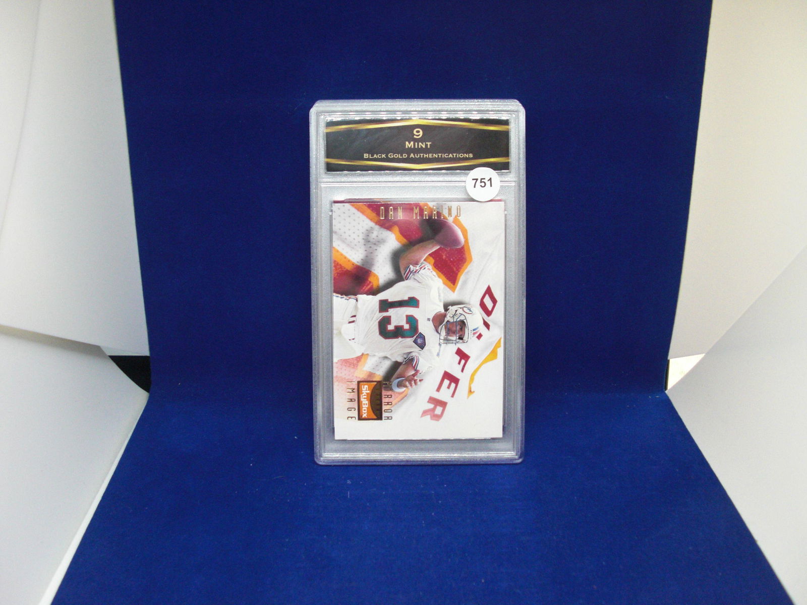 BGA graded 9 dan marino mirror image (1 of 1)